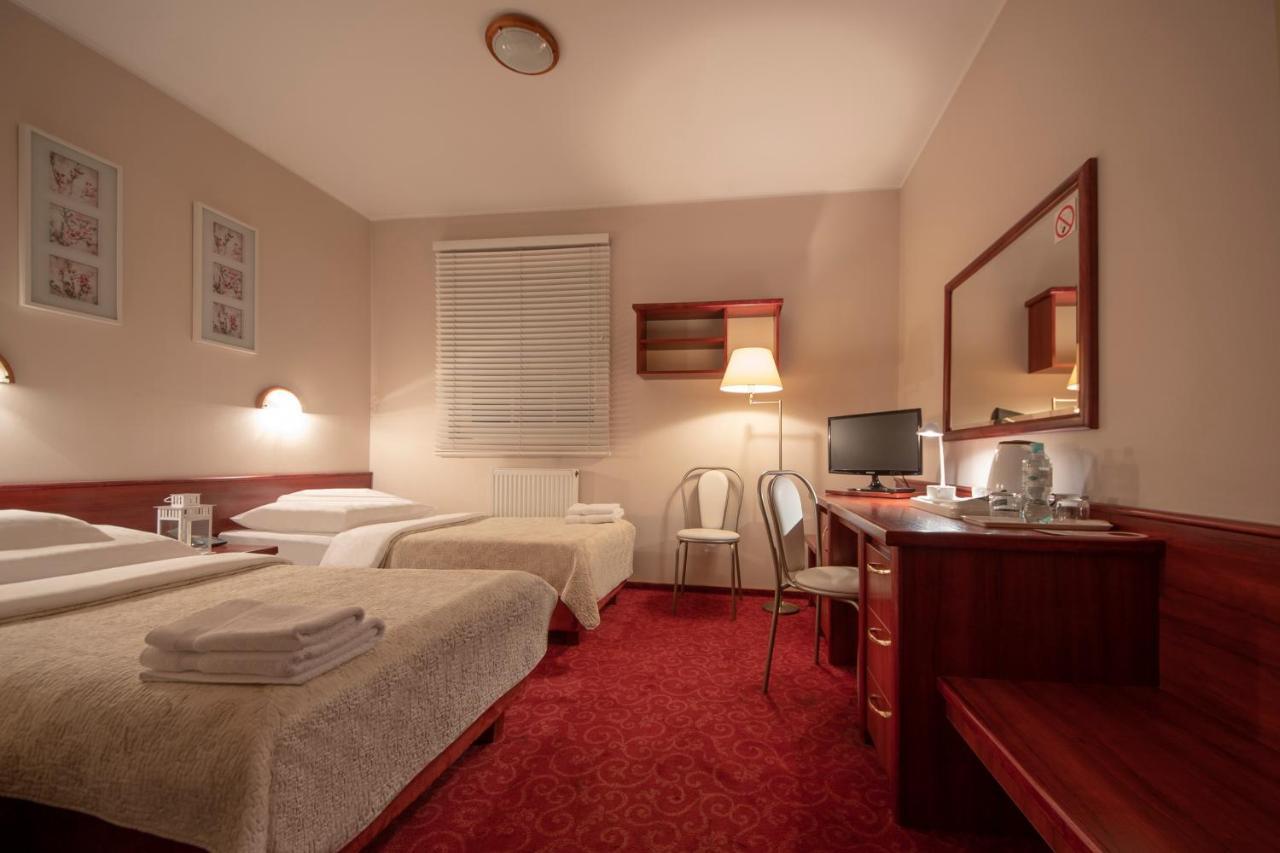 Sara Hotel 2*
